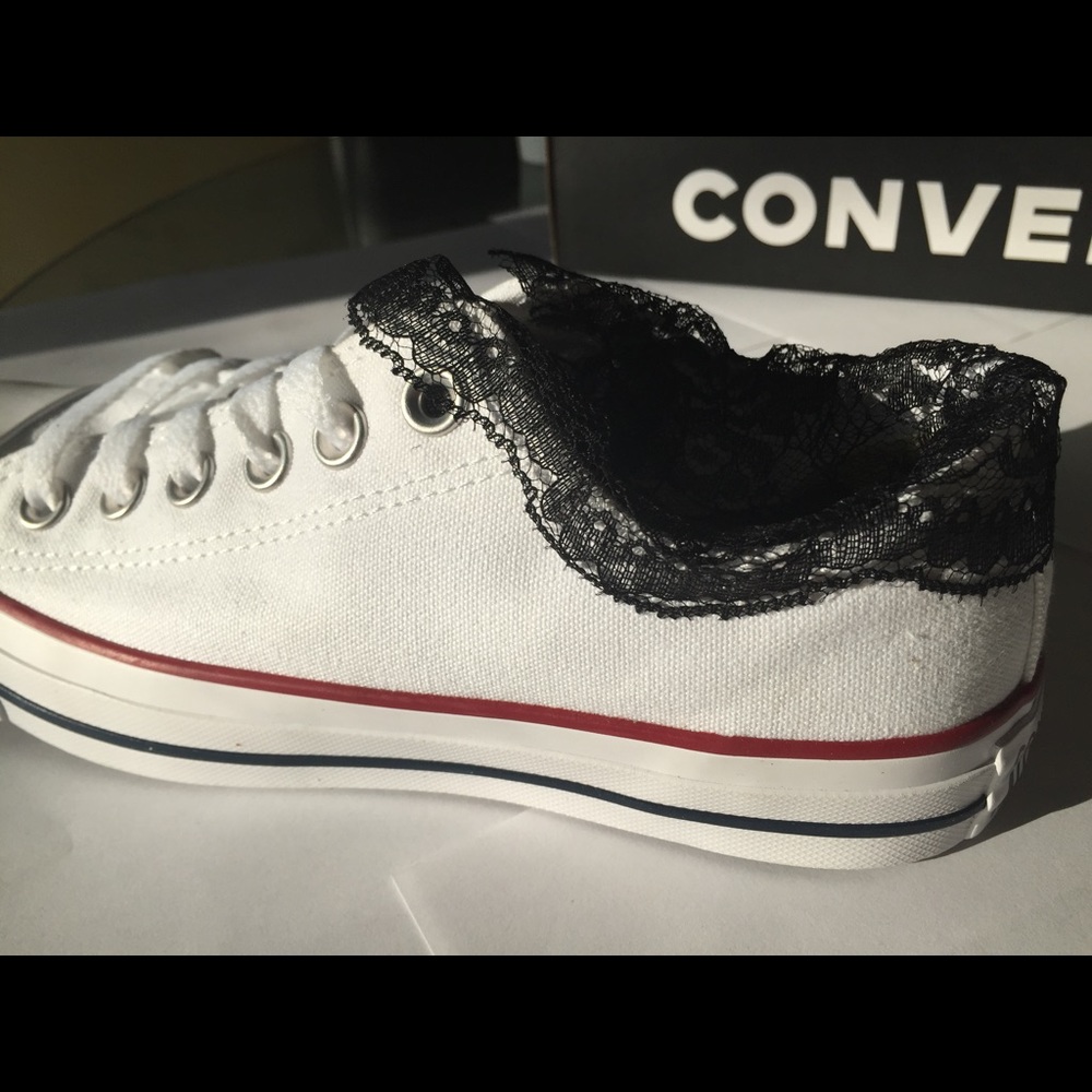 Cute Ankle Lace Converse - Custom! - Picture 6 of 7